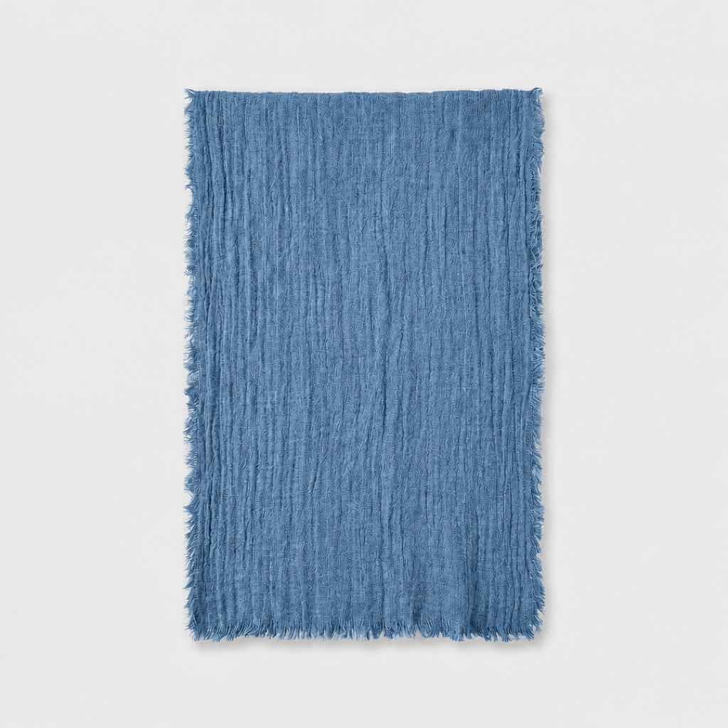 PETALYN – Soft romantic texture for beautifully styled tables
