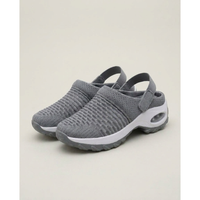 Air-Cushioned Mesh Clogs for All-Day Support