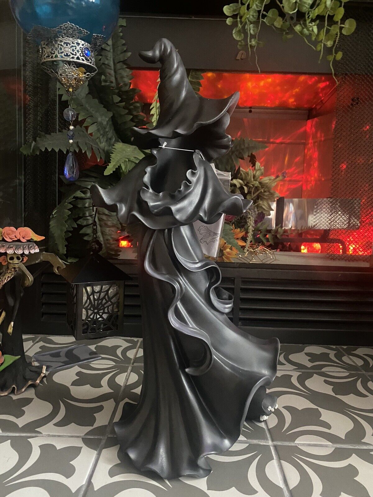 Black Witch Lantern For Cozy Halloween Glow