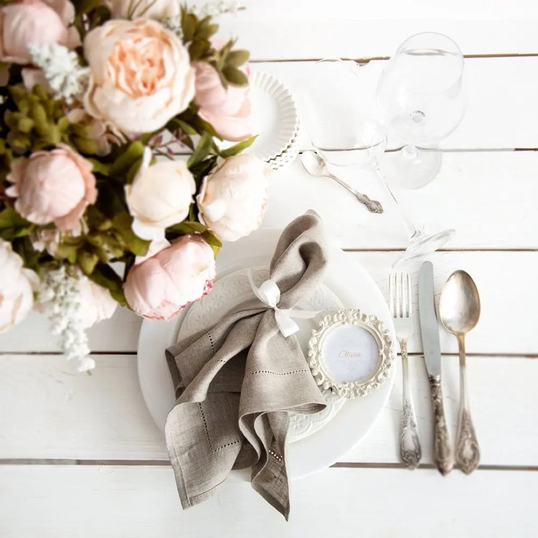 Hemstitched Cloth Napkin Set for Elegant Dining