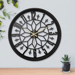 Vintage Metal Wall Clock – Peaceful Timekeeping