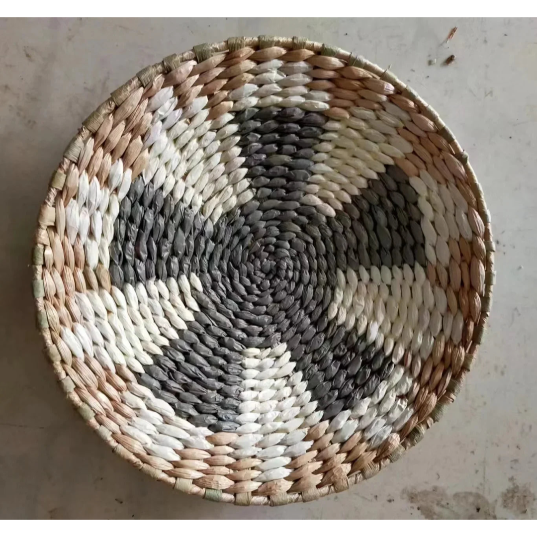 Seagrass Wall Basket for Natural Warmth