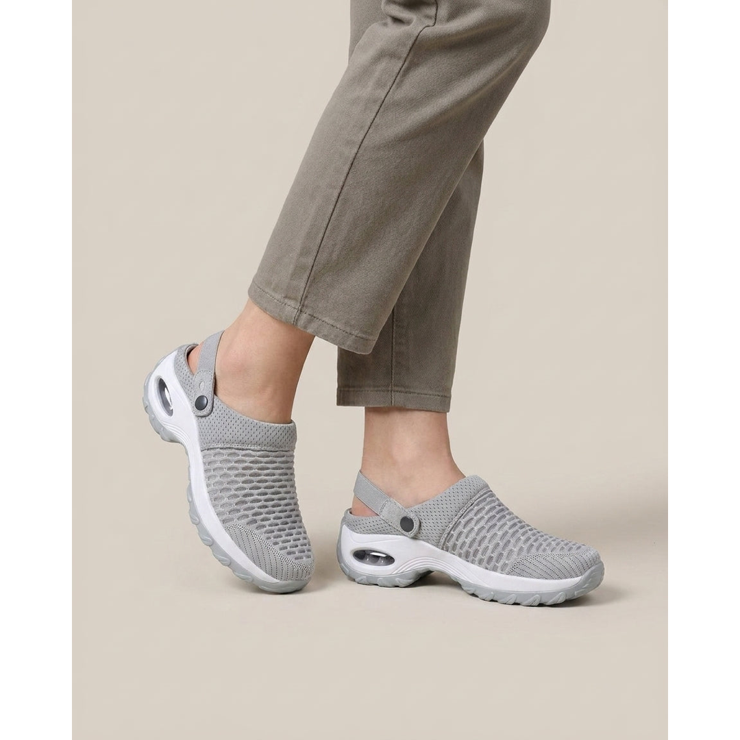 Air-Cushioned Mesh Clogs for All-Day Support