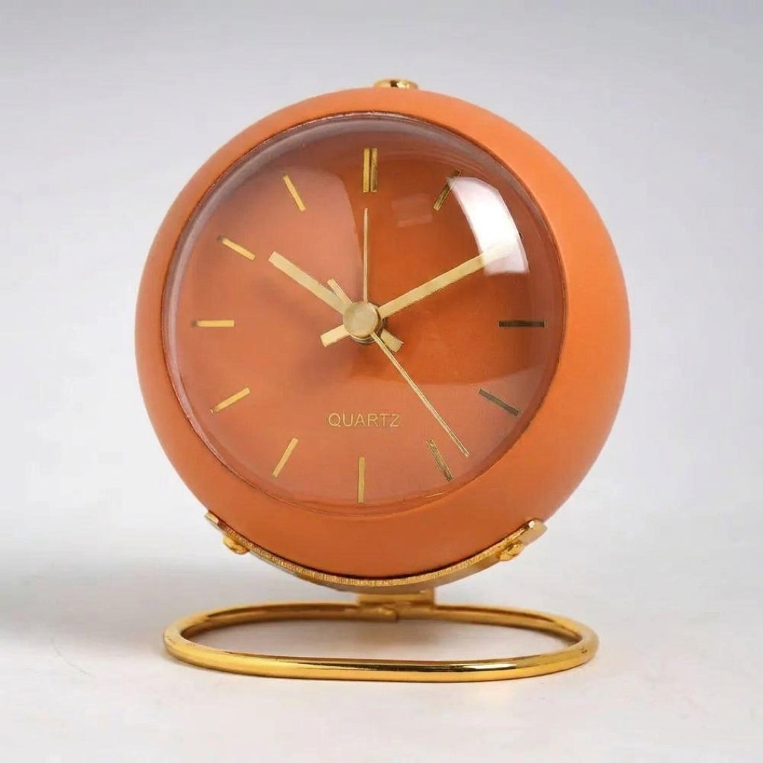 Silent Bedside Clock With Nighttime Backlight