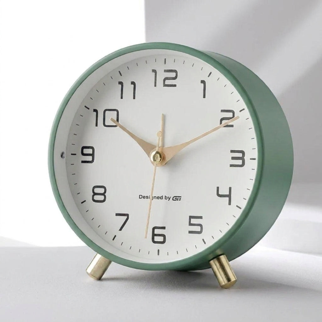 Nordic Silent Desk Clock for Peaceful Spaces