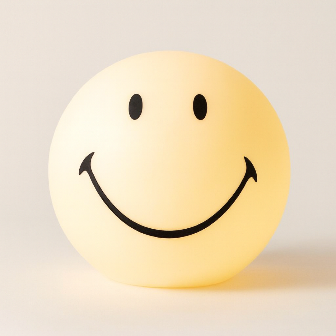 Smiley Bedside Lamp for a Gentle Nighttime Glow