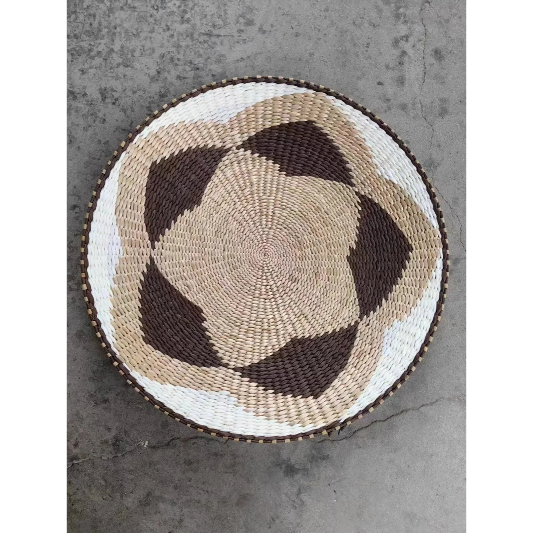 Seagrass Wall Basket for Natural Warmth