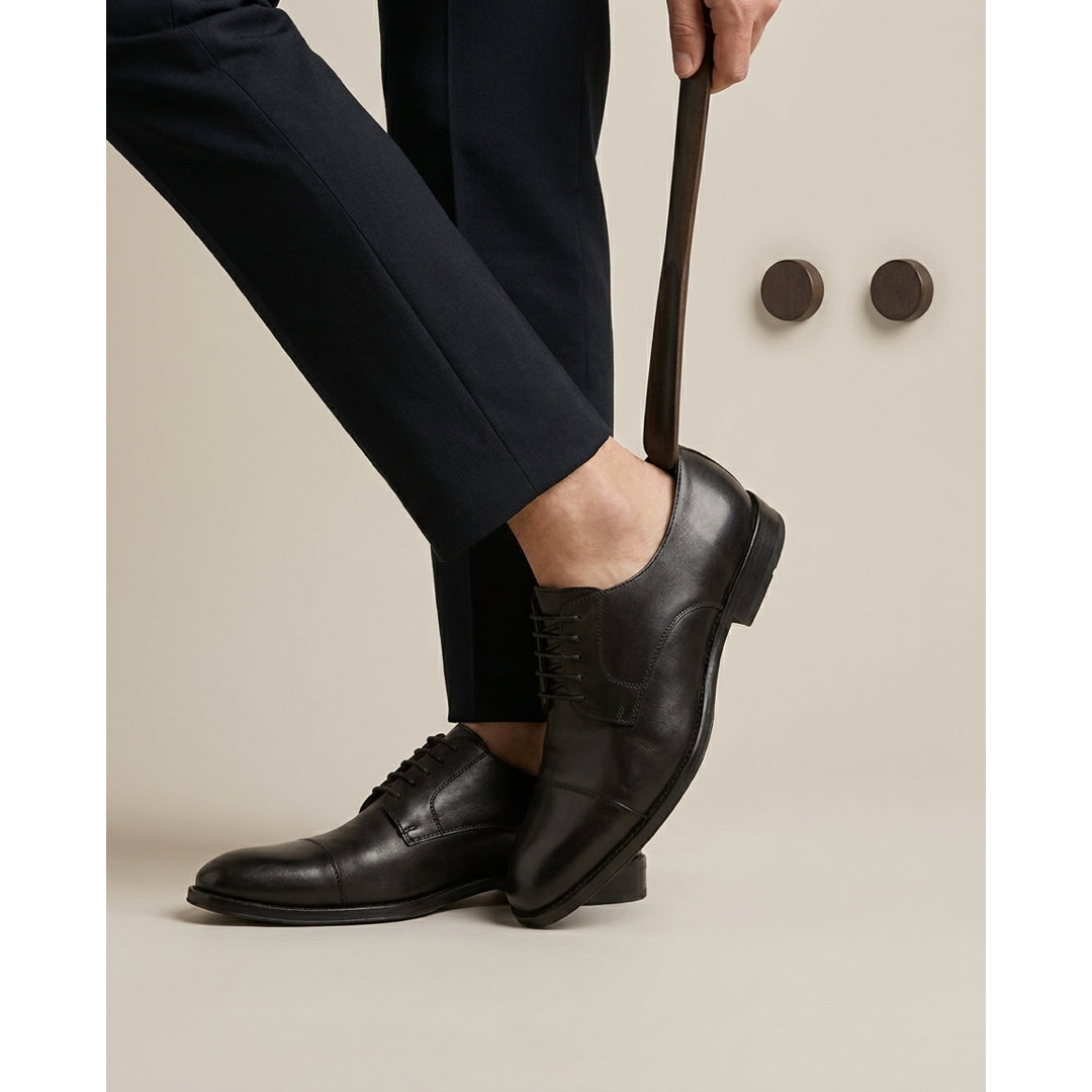 Long Magnetic Shoehorn for Easy Slip-On