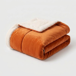 Plush Fleece Blanket for Lasting Warmth