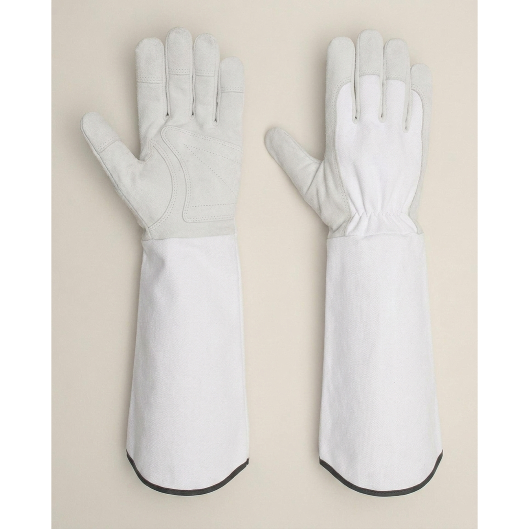 Pruning Gloves for Comfortable Thorn Protection