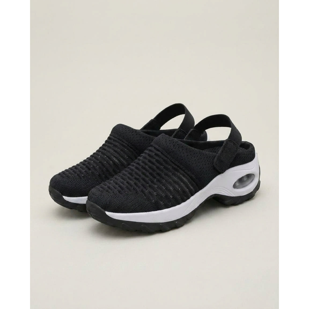 Air-Cushioned Mesh Clogs for All-Day Support