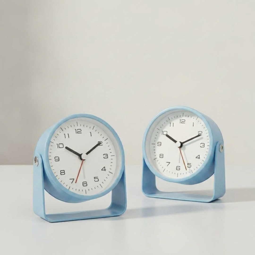 Compact Metal Alarm Clock for Quiet Focus