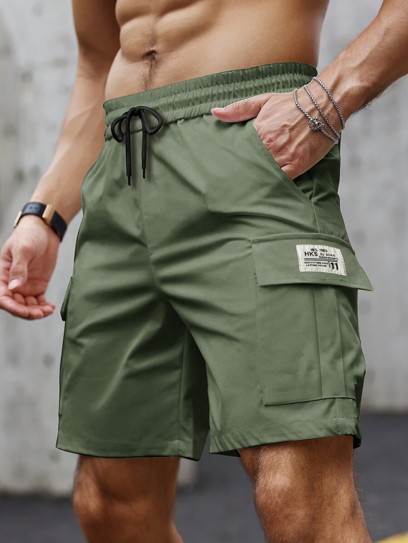 Men's Cargo Shorts | Spacious Pockets & Cool Streetwear Design