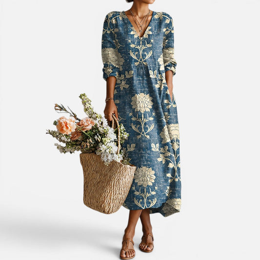 Women's maxi dress with floral pattern and V-neck