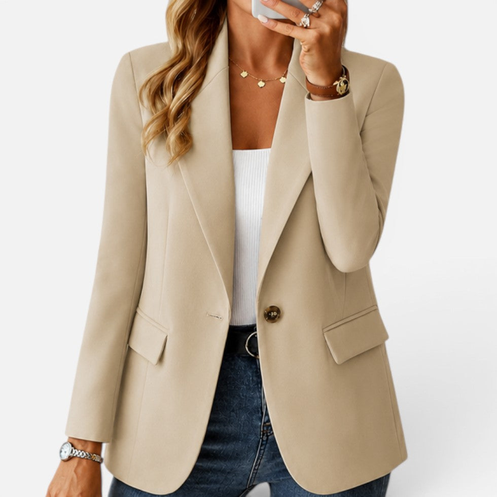 Women's tailored blazer with button closure