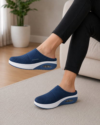 Women's Slip-on Slippers with Textured Sole and Wide Bandage
