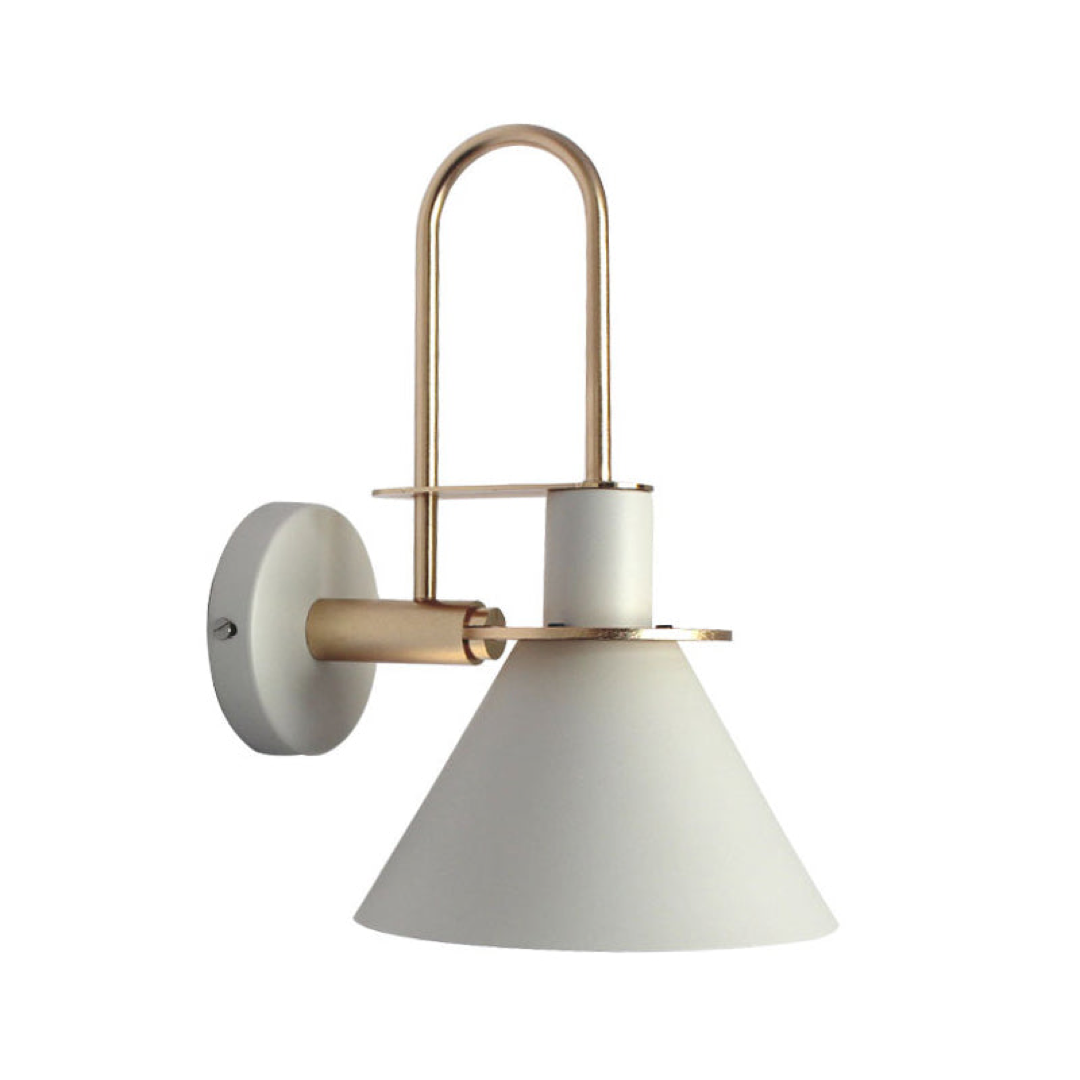 Adjustable Reading Sconce for Clutter-Free Nights