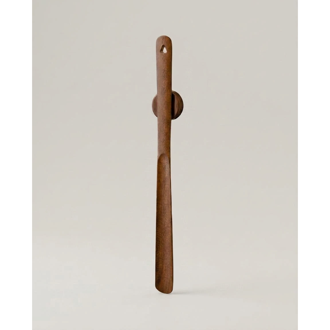 Long Magnetic Shoehorn for Easy Slip-On