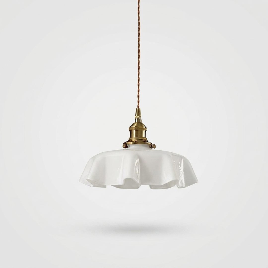 Ruffled Glass Pendant Light for Warm Ambiance
