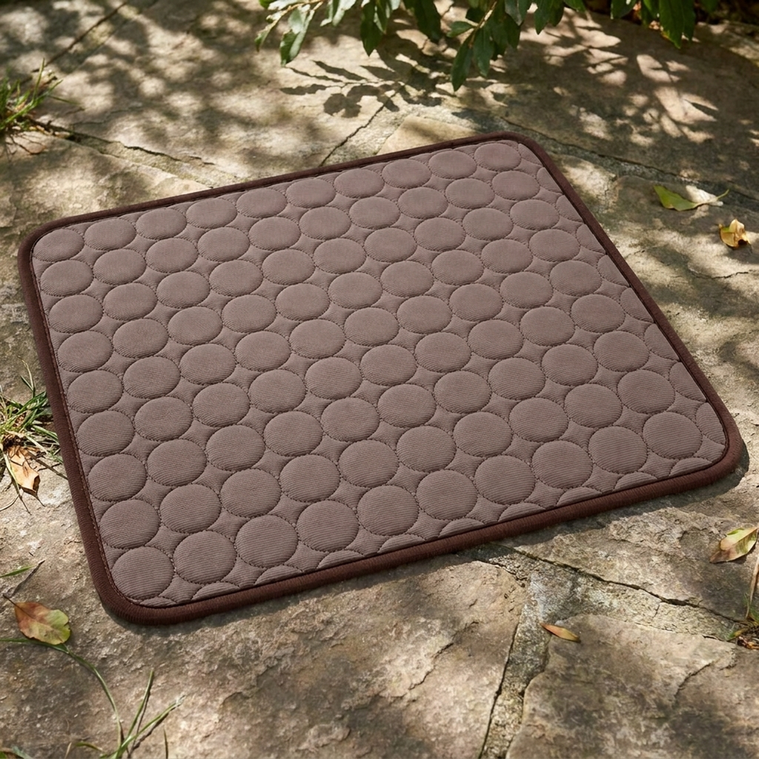 Cool Comfort Pet Bed for Restful Summer Naps