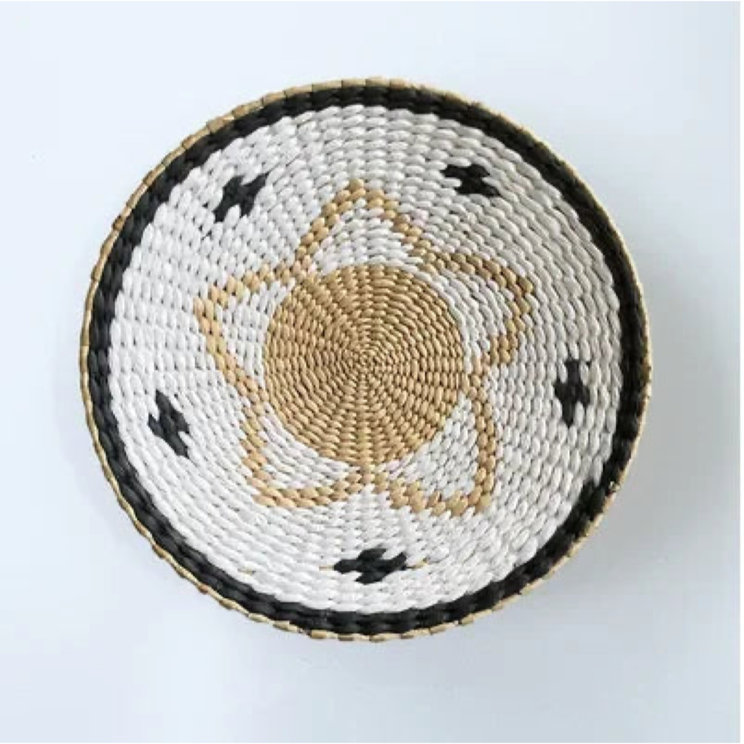 Seagrass Wall Basket for Natural Warmth