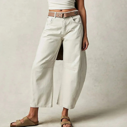 Women's Barrel Jeans with Wide Legs and a Low Waist