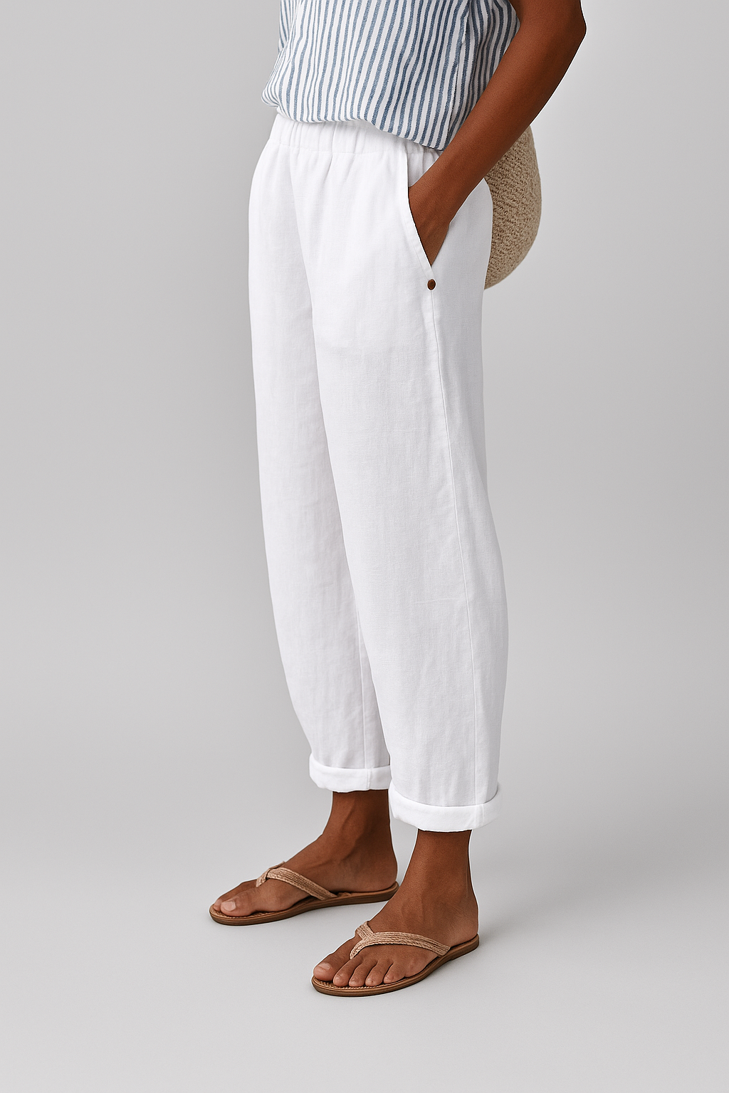 Women's Trousers with Elastic Waist, Side Pockets and Turned-Up Hem