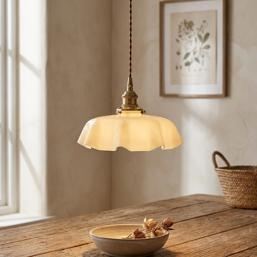 Ruffled Glass Pendant Light for Warm Ambiance