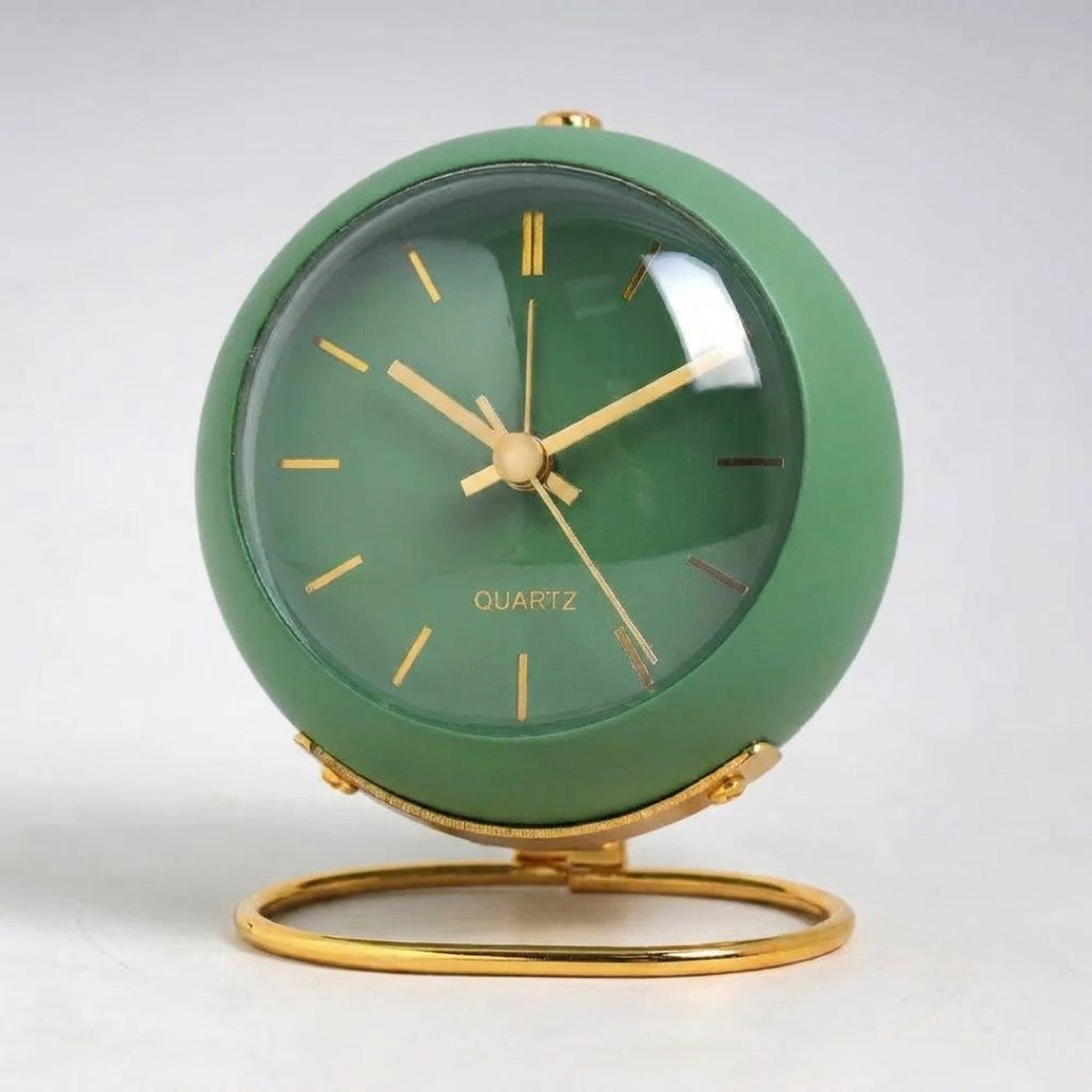 Silent Bedside Clock With Nighttime Backlight