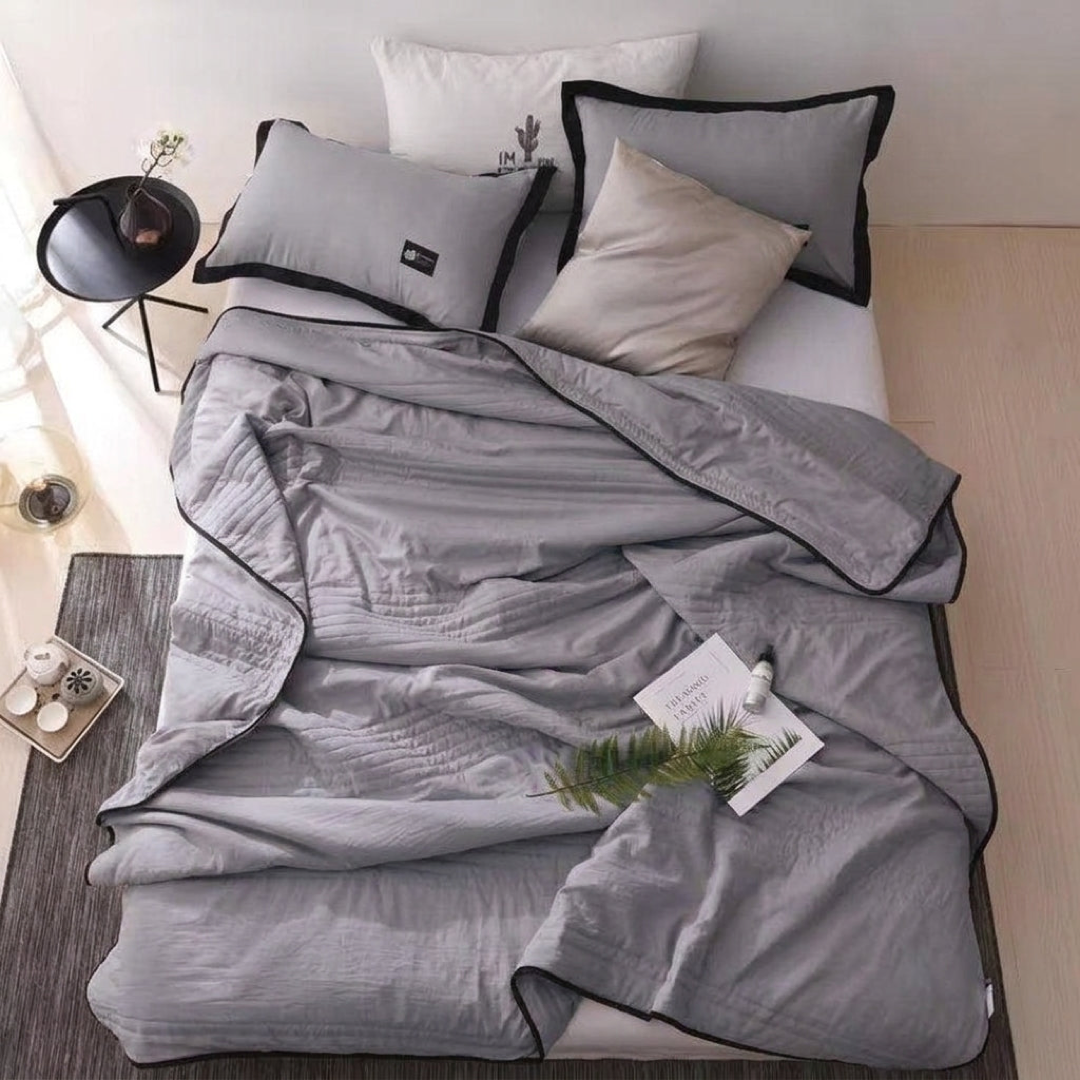 Dual-Sided Blanket for Sweat-Free Sleep