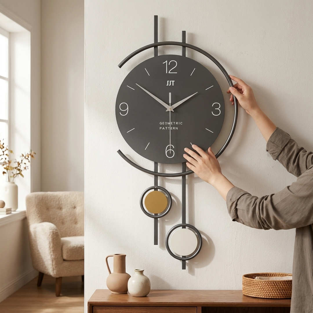 Sculptural Wall Clock for Quiet Timekeeping
