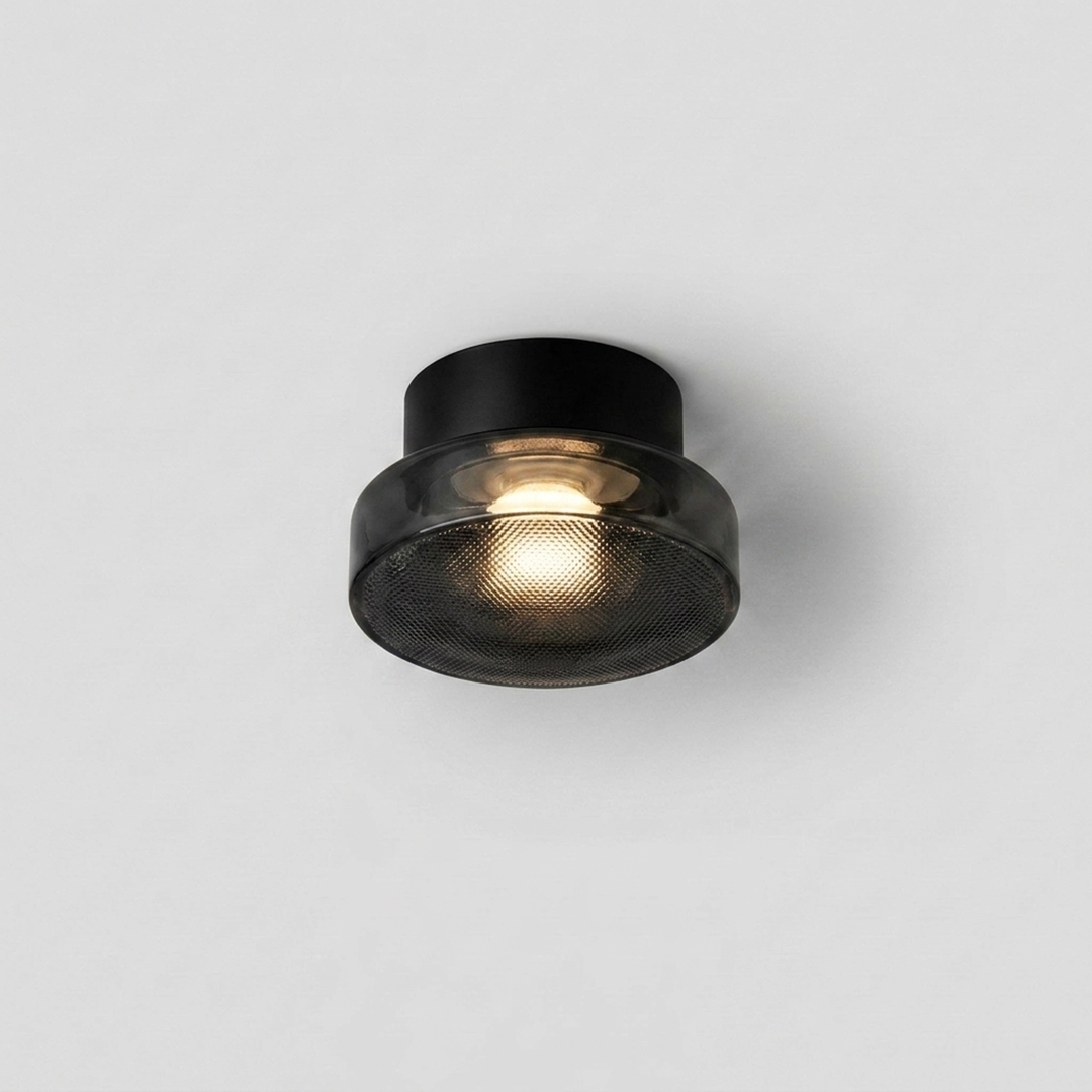 Sculptural Dimmable Lamp for Adaptable Ambience