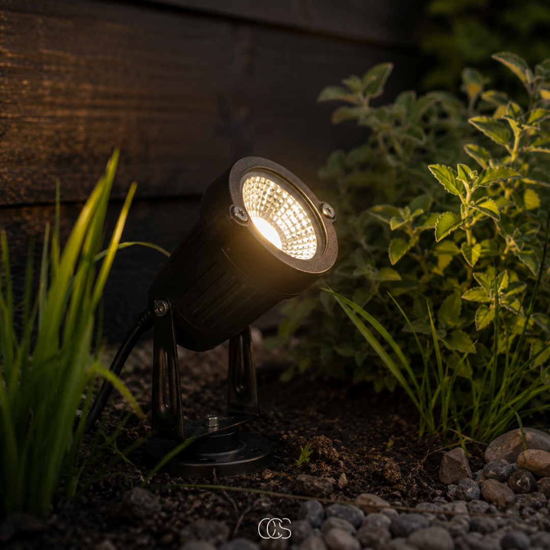 Swivel Garden Spotlight for Focused Illumination