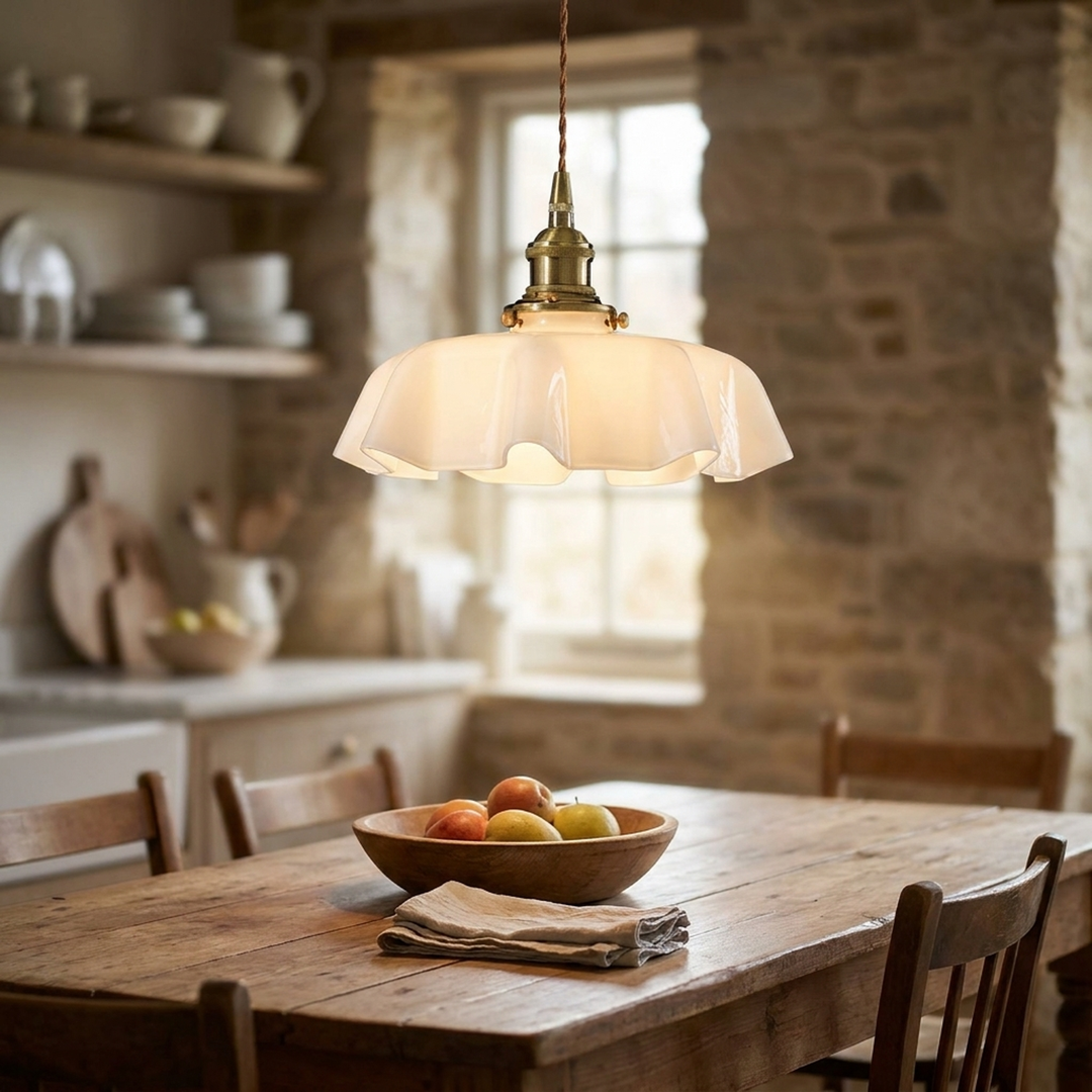 Ruffled Glass Pendant Light for Warm Ambiance