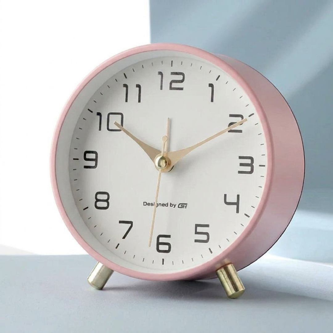 Nordic Silent Desk Clock for Peaceful Spaces