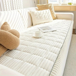 Plush Sofa Protector for Cozy Pet-Friendly Comfort