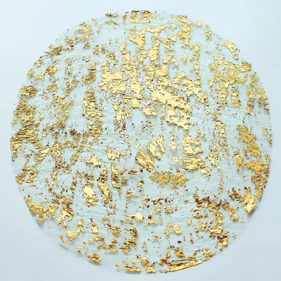 Shimmering Foil Placemats for Effortless Cleanup