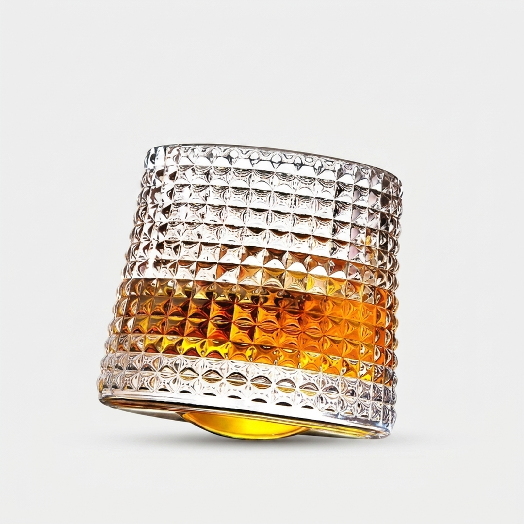 Spinning Whiskey Glasses for Engaging Pours