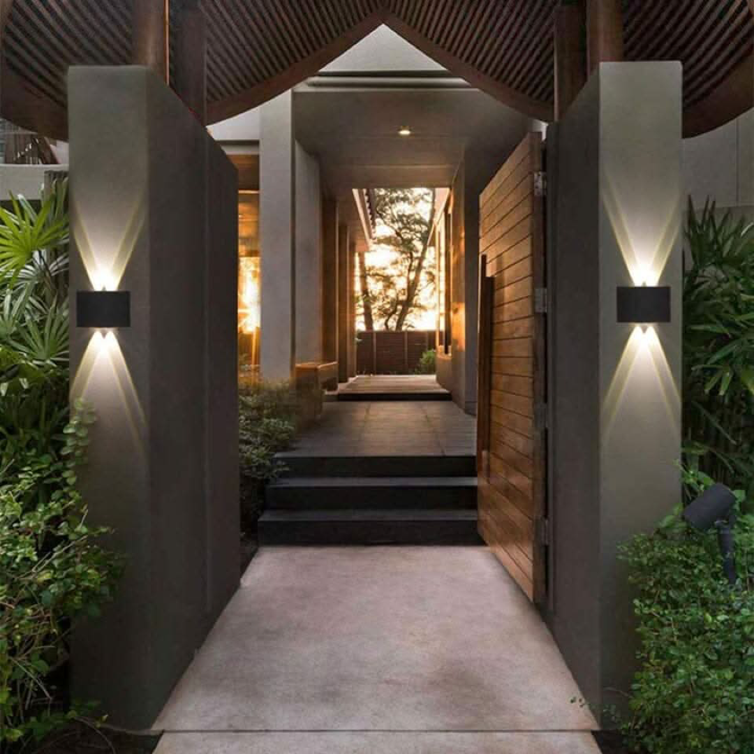Sculptural Outdoor Light for a Welcoming Glow