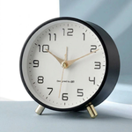 Nordic Silent Desk Clock for Peaceful Spaces