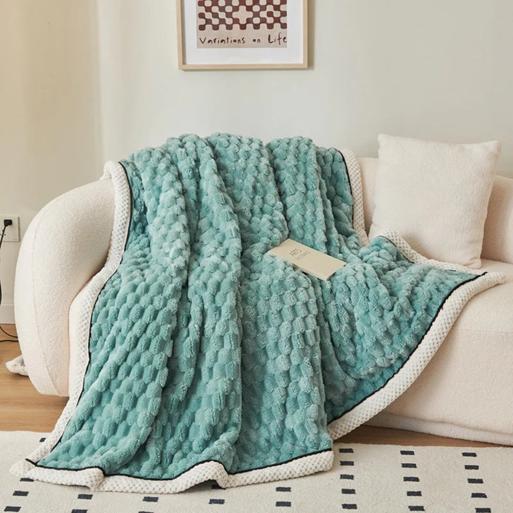 Sherpa Fleece Throw Blanket For Cozy Evenings