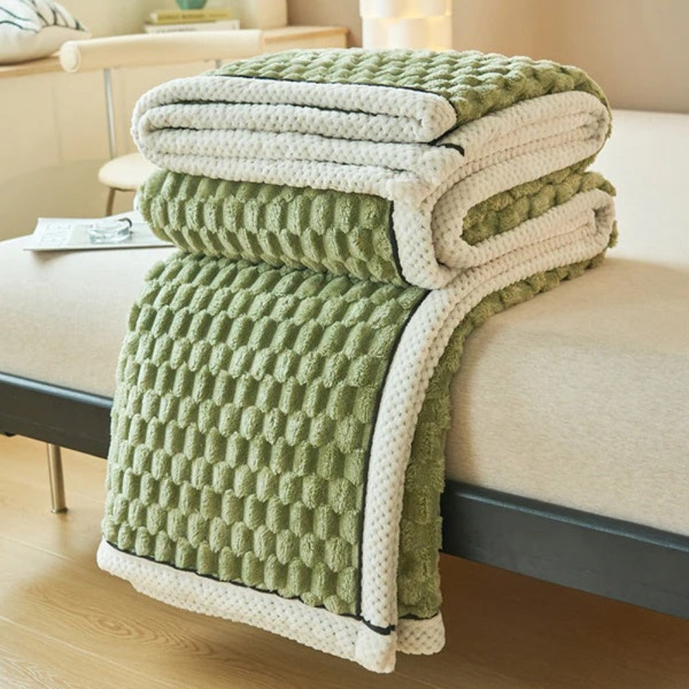 Sherpa Fleece Throw Blanket For Cozy Evenings