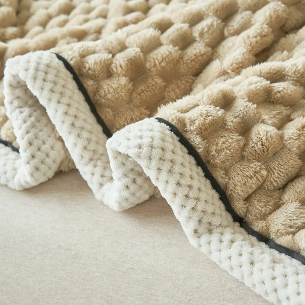 Sherpa Fleece Throw Blanket For Cozy Evenings