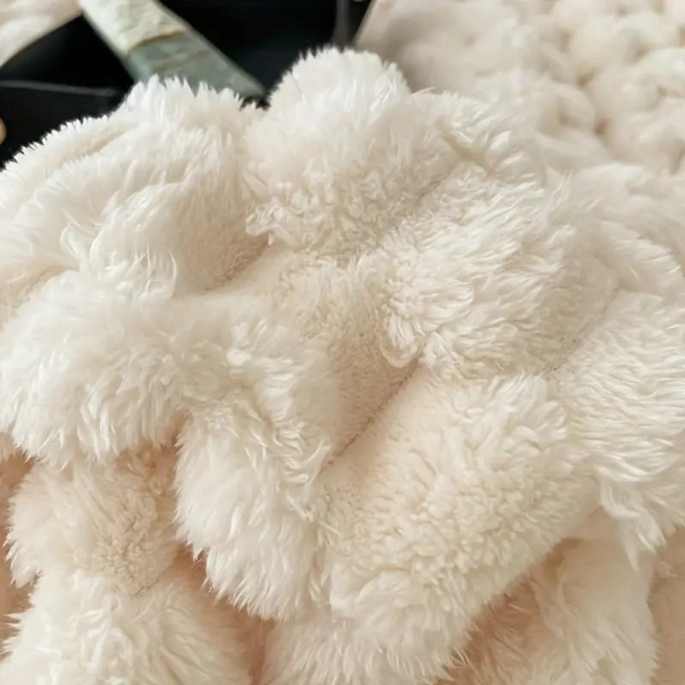 Sherpa Fleece Throw Blanket For Cozy Evenings