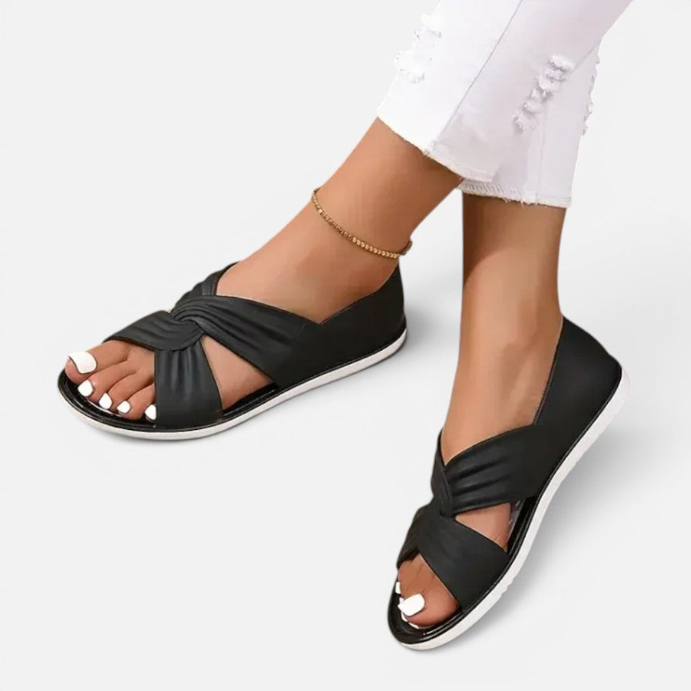 Women's sandals with knot detail