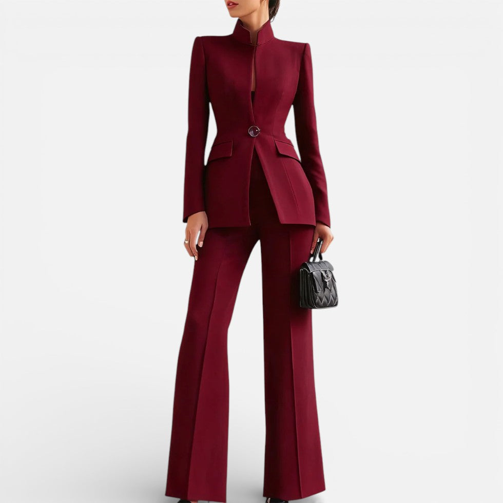 Women's two-piece trouser suit with blazer and trousers