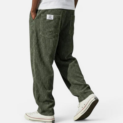 Men's corduroy trousers with a wide cut and elastic waistband