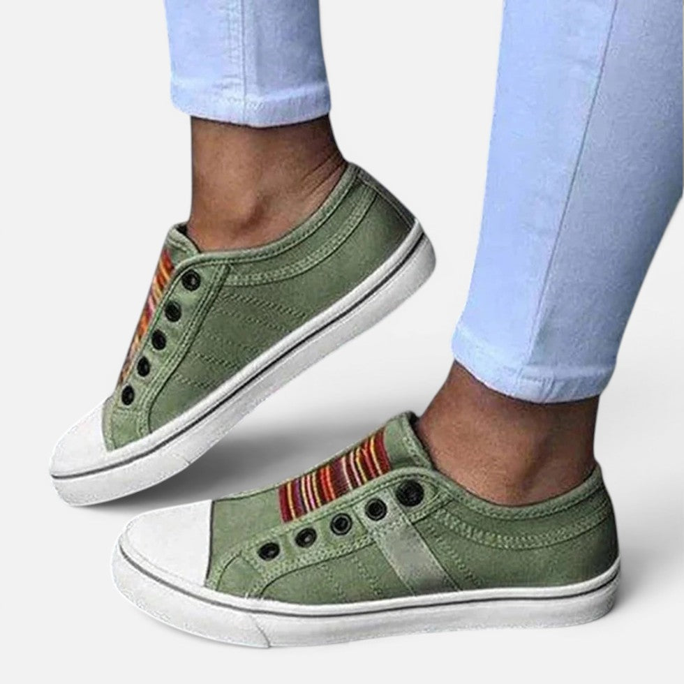 Women's slip-on sneakers with elastic insert